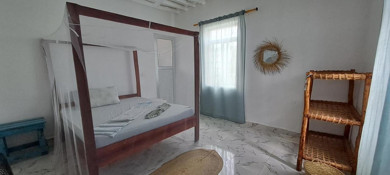 Karibu House Bed and Breakfast Paje Exteriör bild